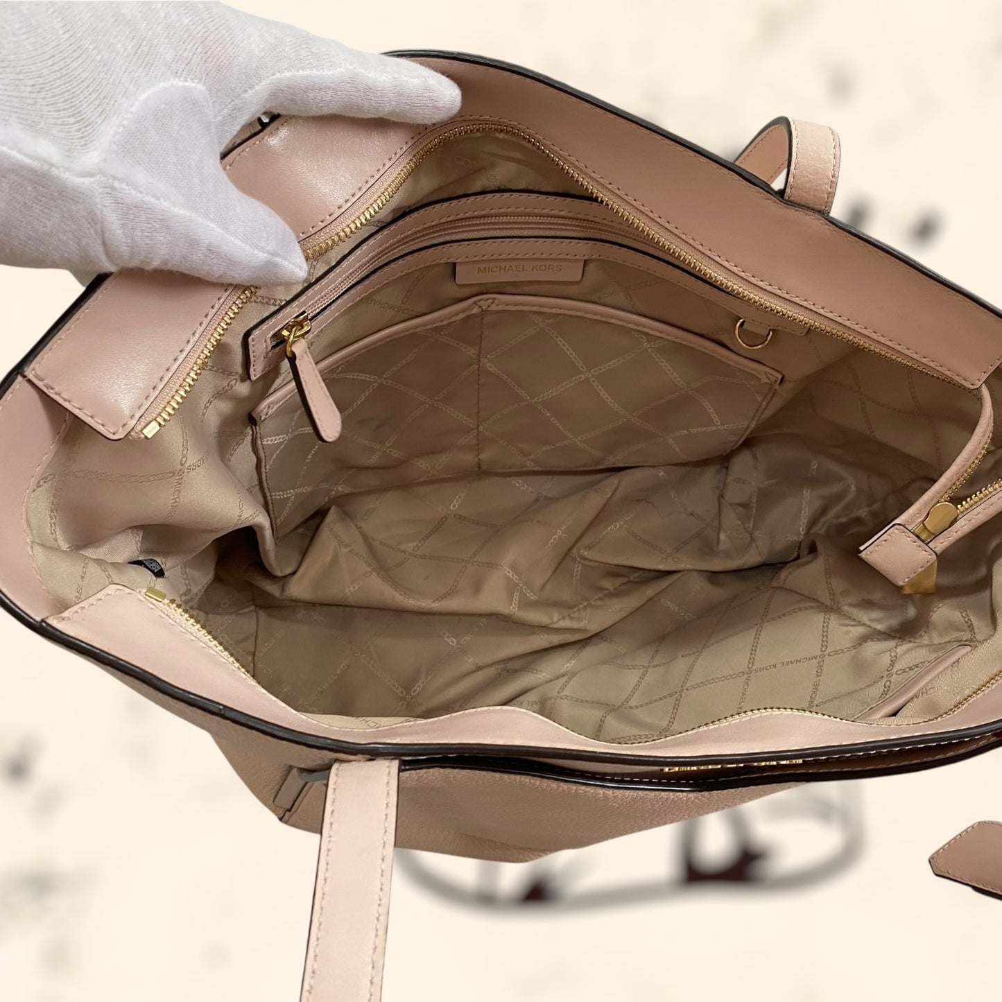 Bolso Michael Kors rosa de piel vintage