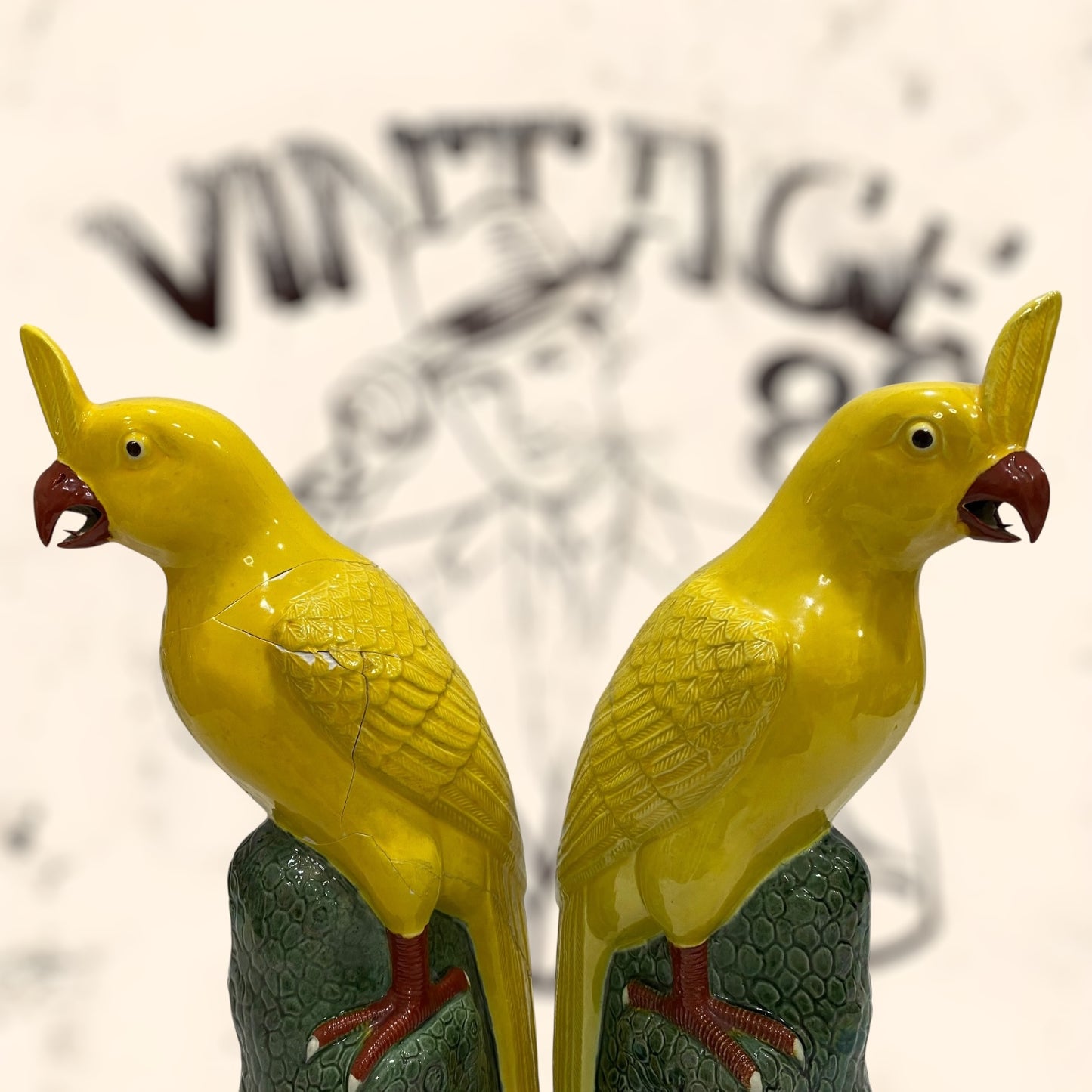 Pareja de Cacatúas de porcelana China antigua
