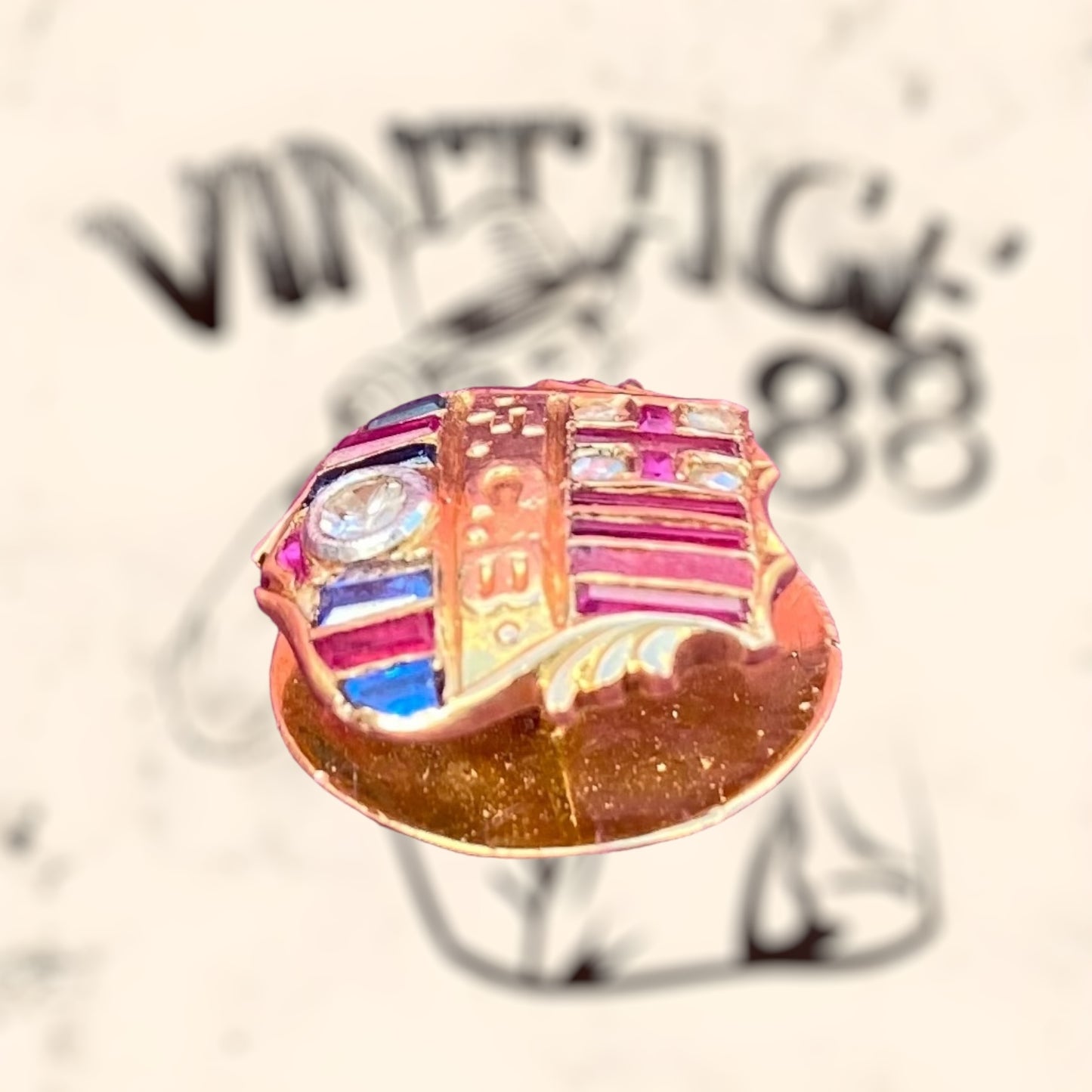 Solape del F.C Barcelona con diamantes, rubíes y Zafiros antiguo tasado en 417,53€