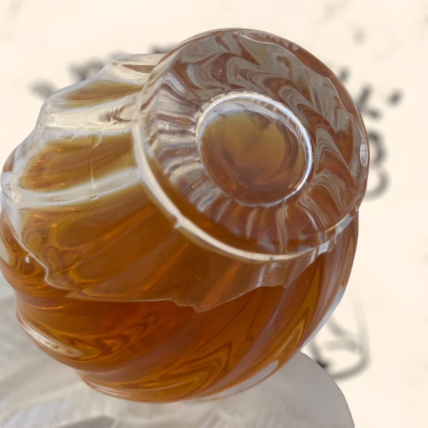 Frasco de perfume L’ Air Temp de Nina Ricci diseñado por Marc Lalique antiguo