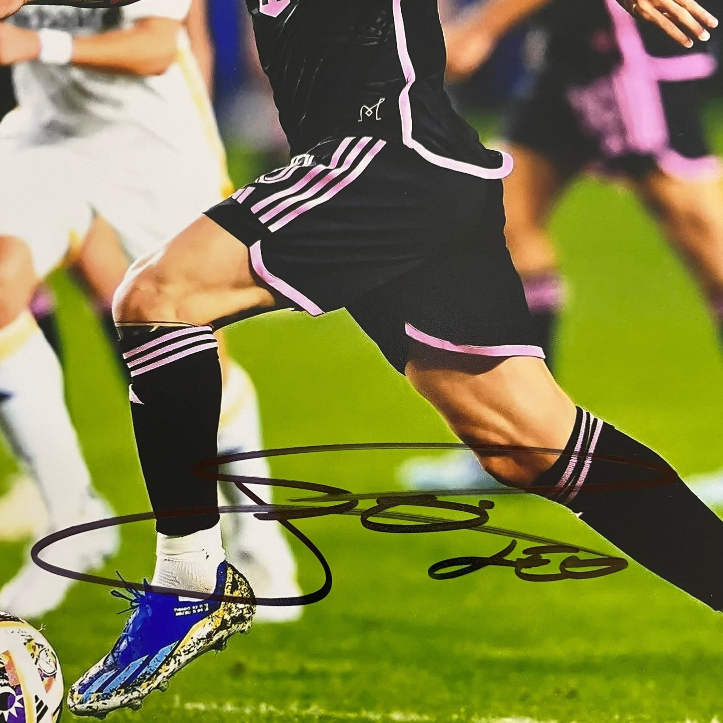 Fotografía firmada por Lionel Messi con certificado de autenticidad
