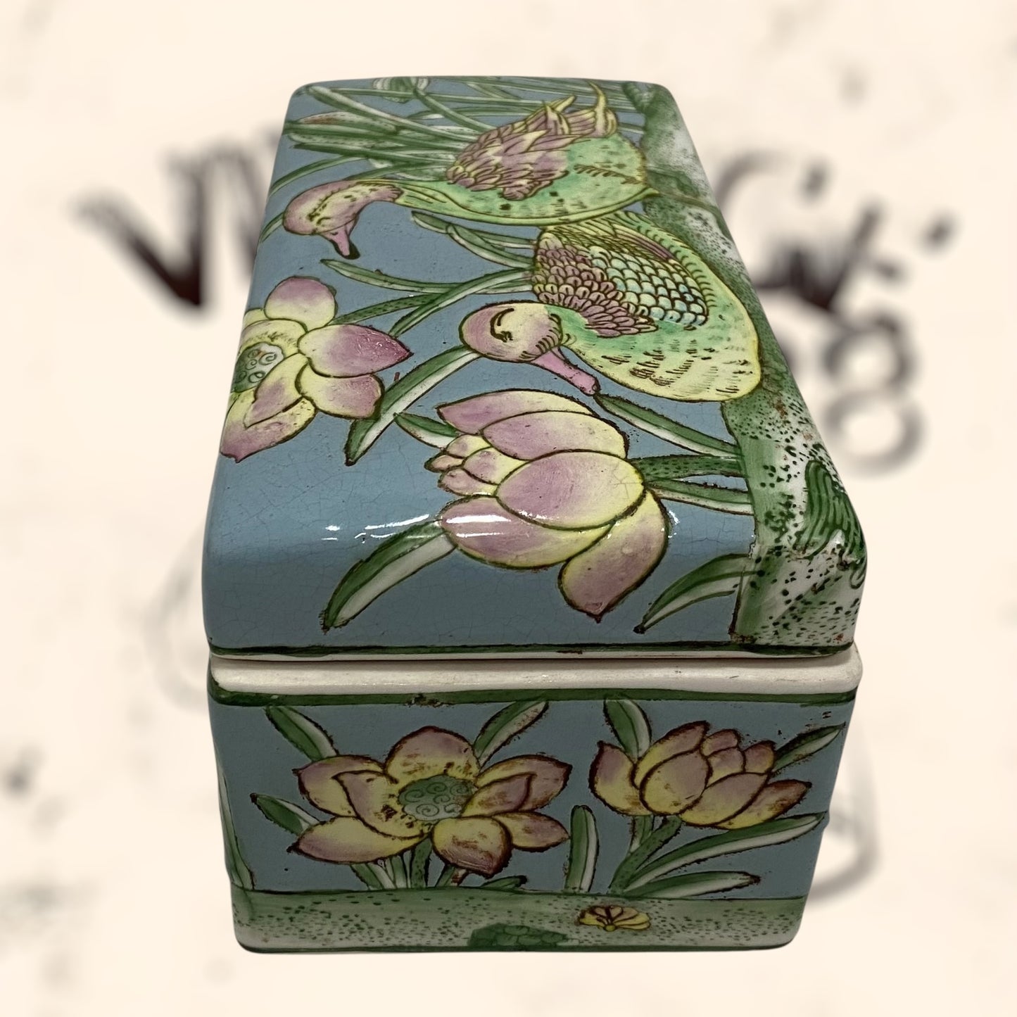 Caja de porcelana China antigua