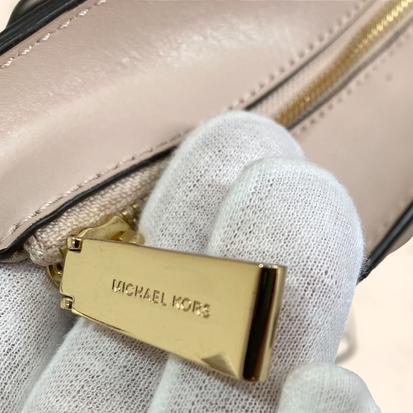 Bolso Michael Kors rosa de piel vintage