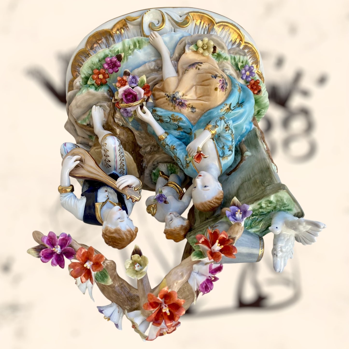 Grupo Escultórico Romántico de porcelana Francesa Sèvres