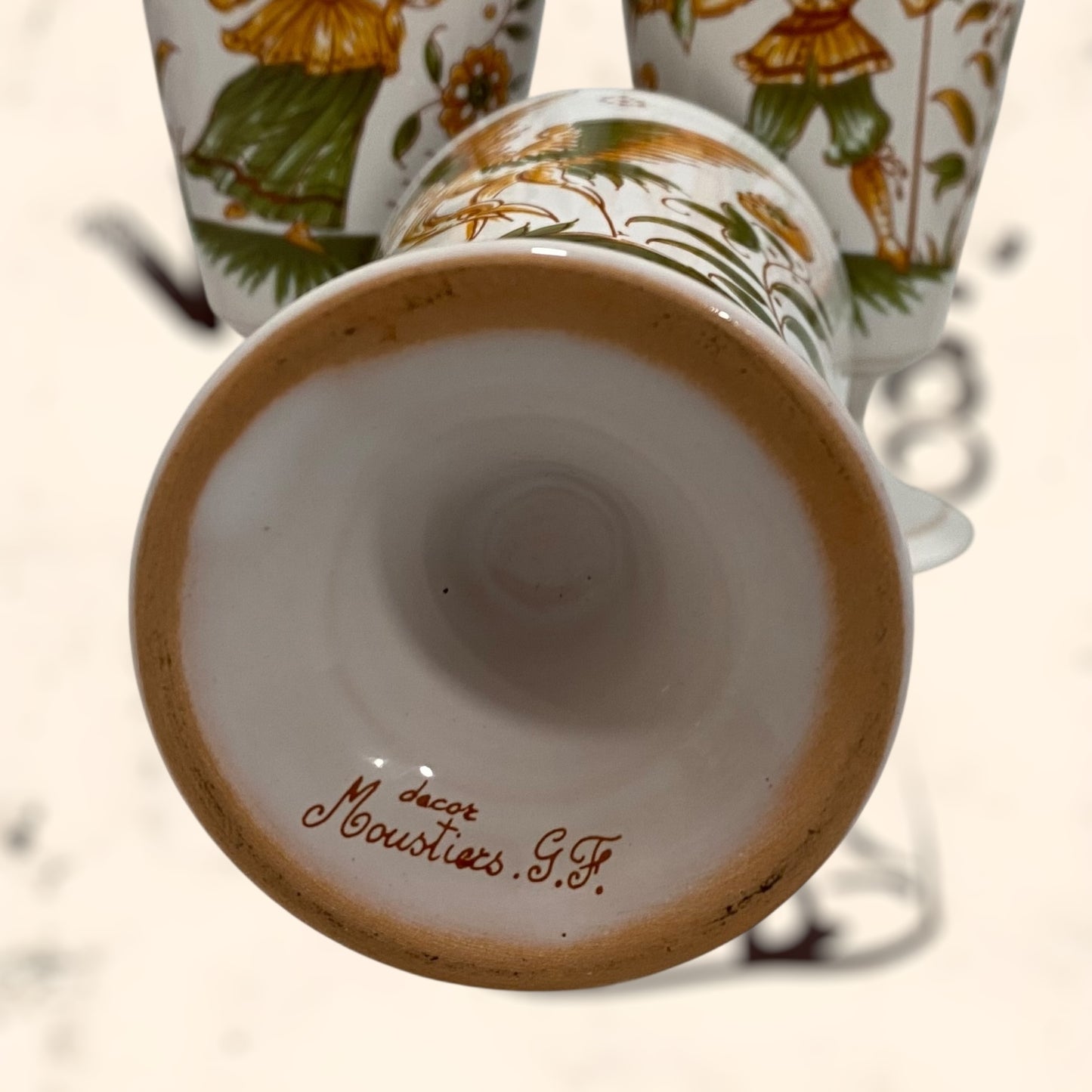 Juego de copas de cerámica Francesa Moustiers G. F vintage