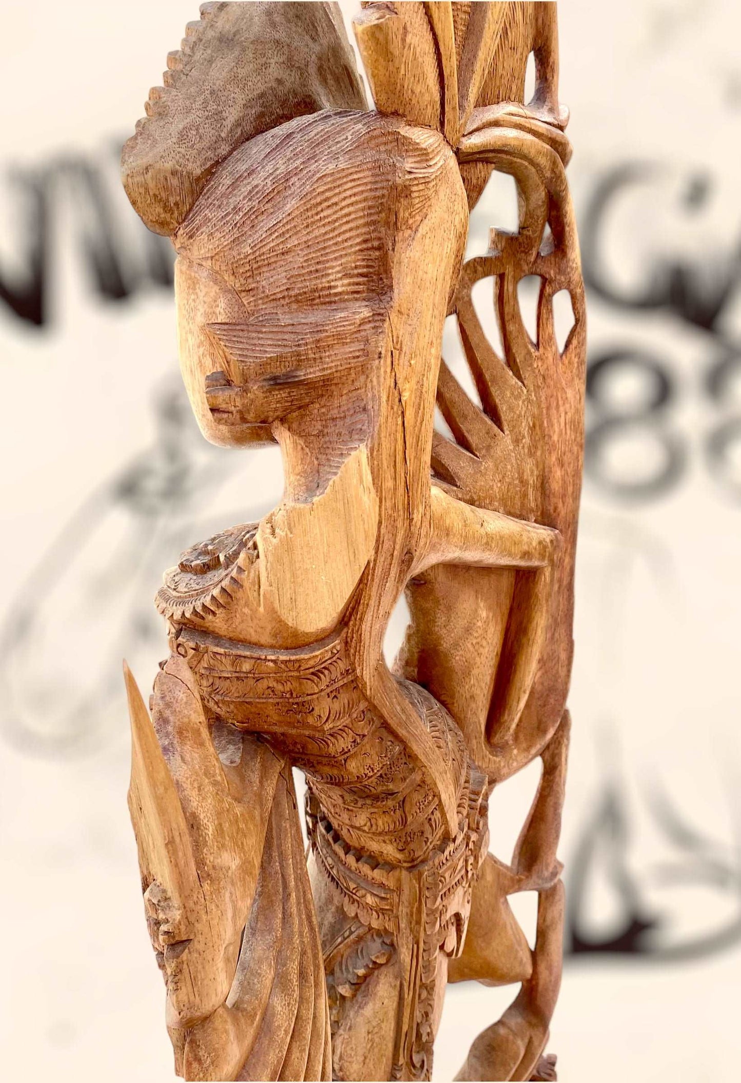 Gran escultura Diosa Bailarina Balinesa Djanger de madera antigua