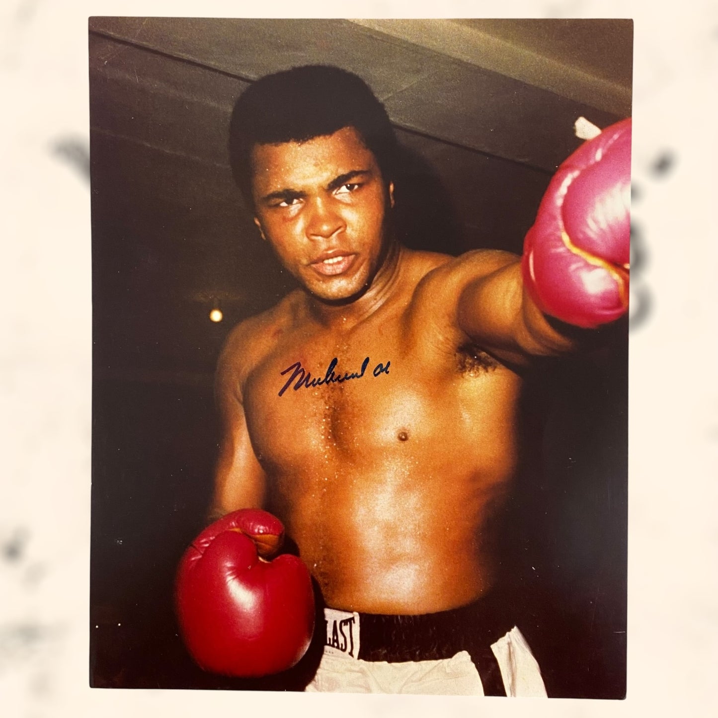 Fotografía de Muhammad Ali firmada con certificado de autenticidad