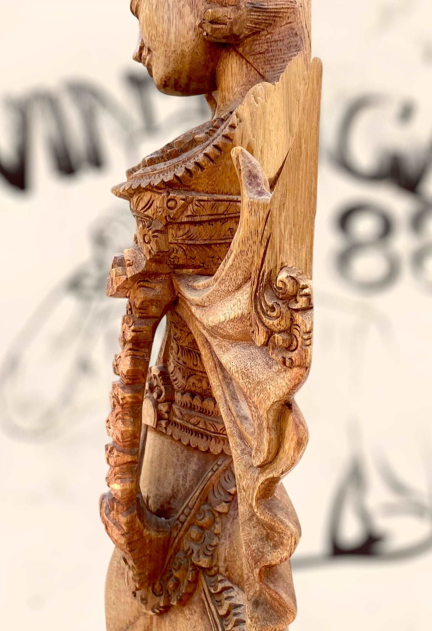 Gran escultura Diosa Bailarina Balinesa Djanger de madera antigua