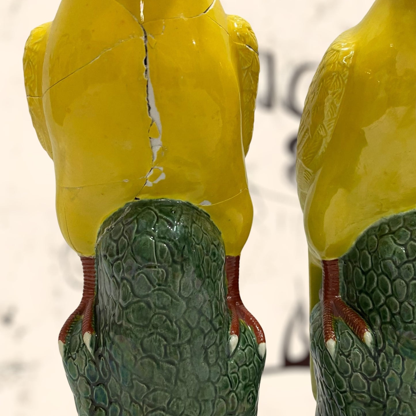 Pareja de Cacatúas de porcelana China antigua