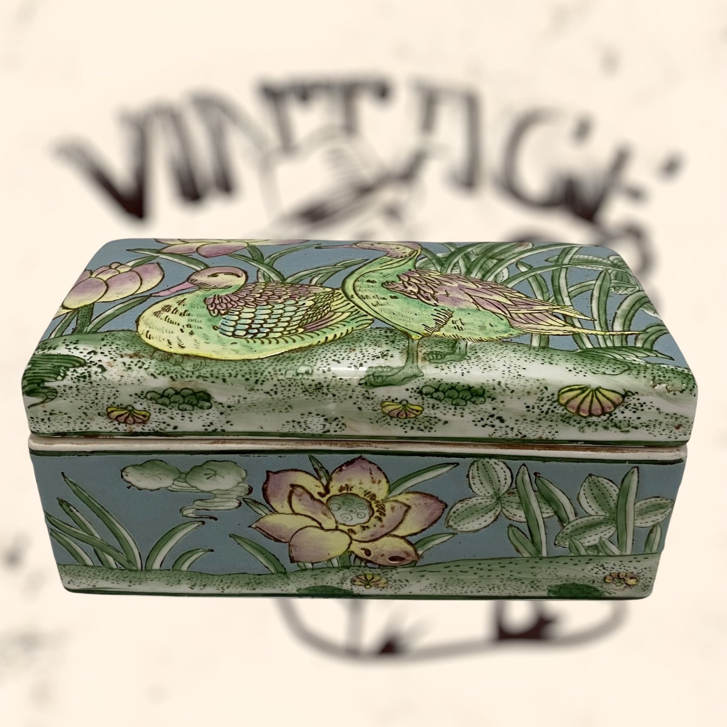 Caja de porcelana China antigua