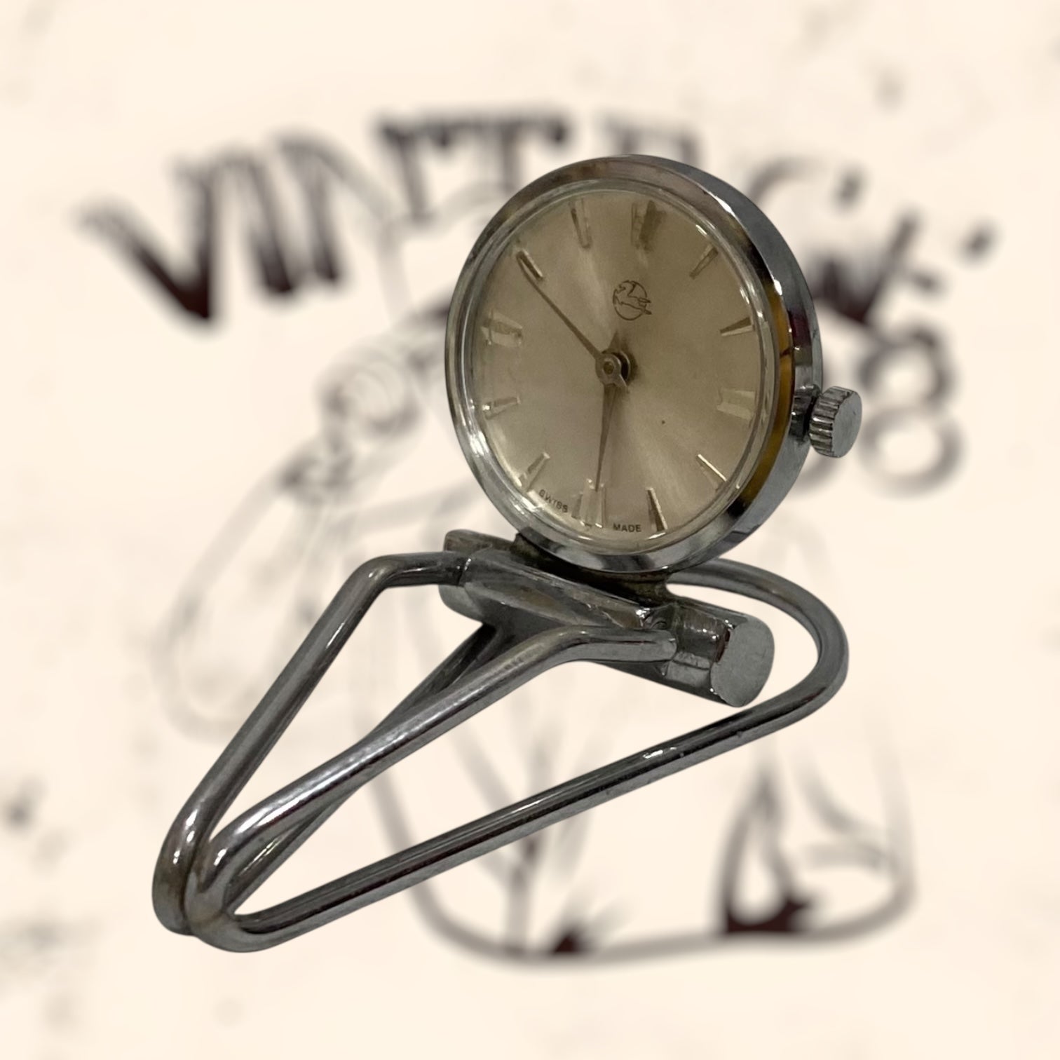 Reloj de pinza Pegaso de cuerda vintage