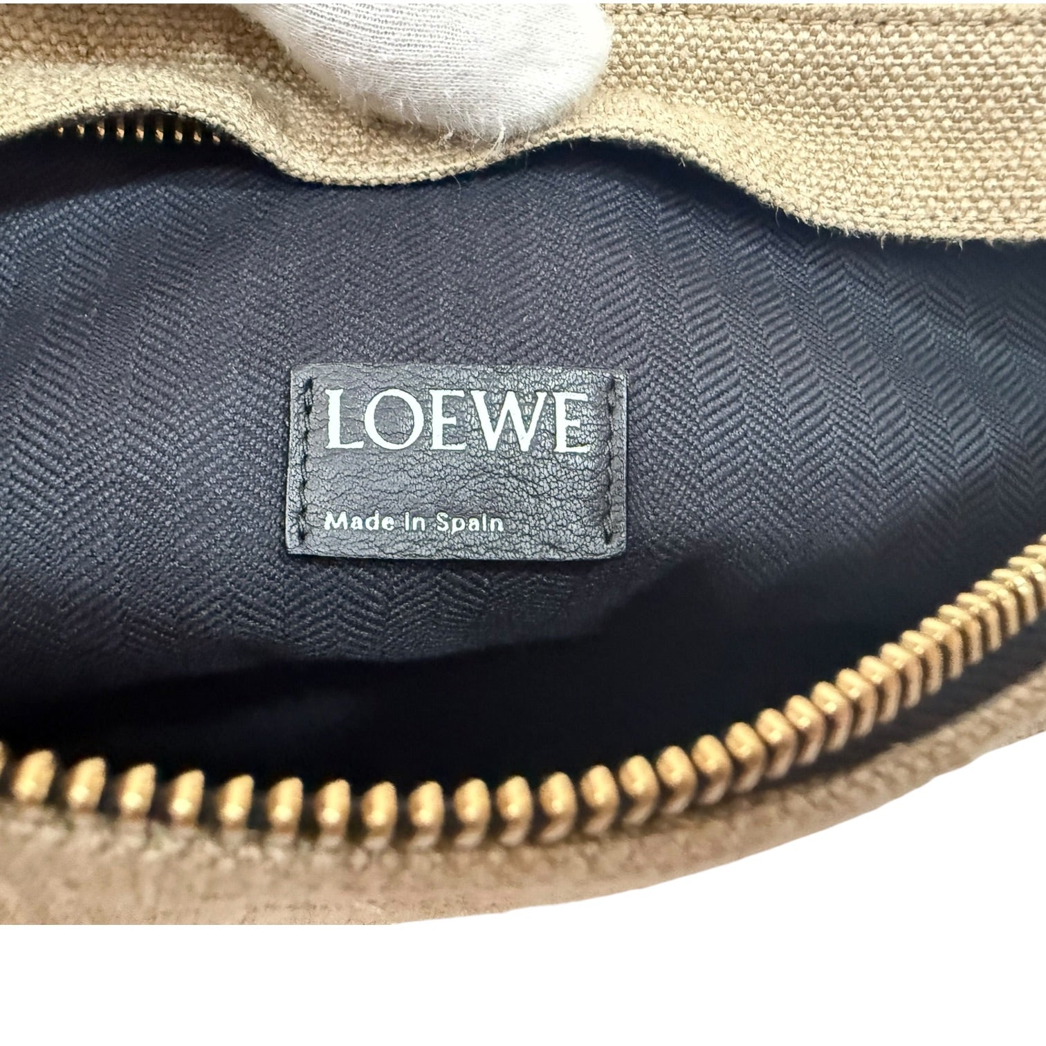 Bolso Loewe T - Pouch original