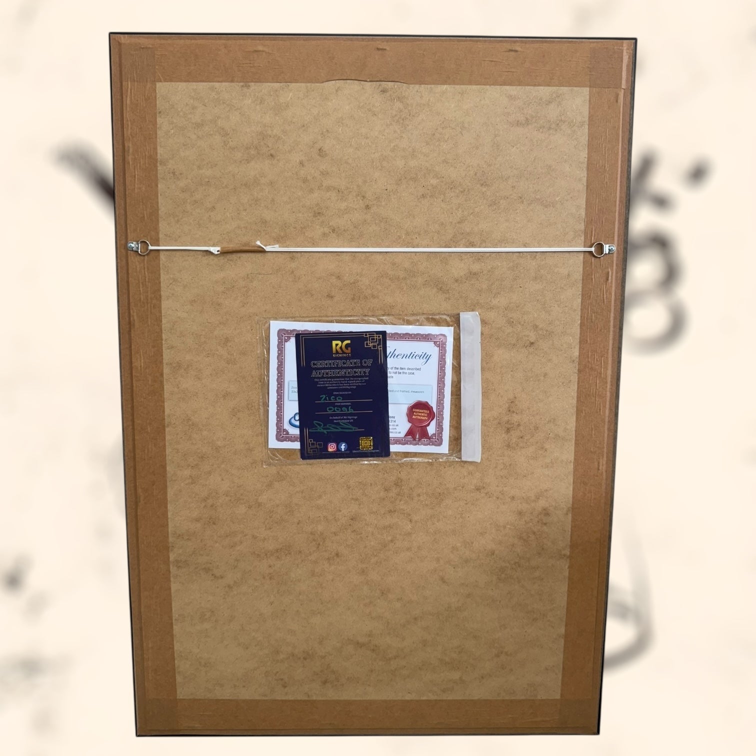 Camiseta de Brasil con autógrafo de Zico original certificado enmarcada