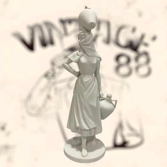 Figura Aguadora de porcelana Biscuit Bidasoa vintage