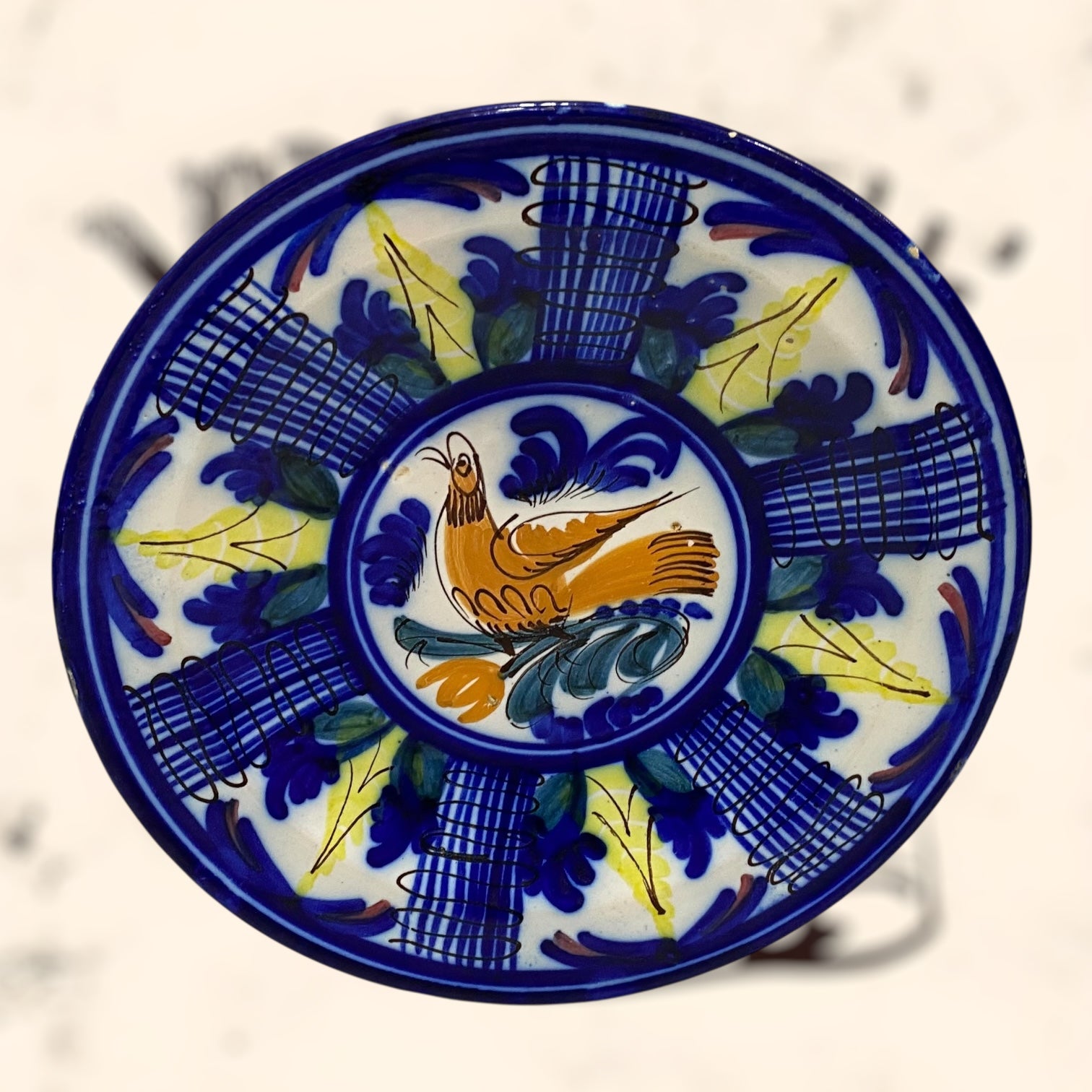 Plato de cerámica de Manises antiguo
