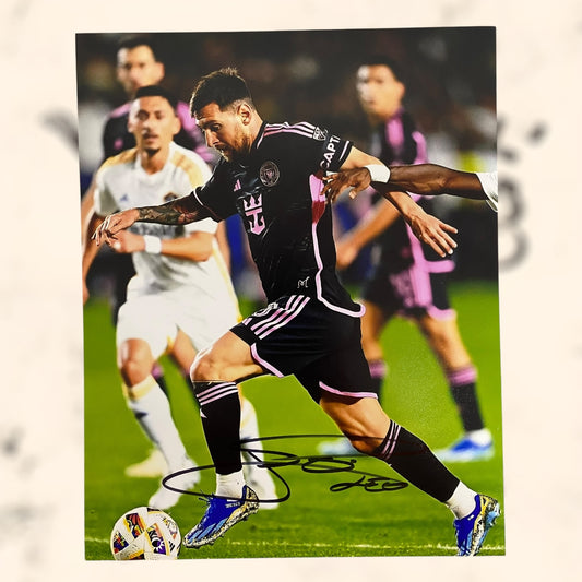 Fotografía firmada por Lionel Messi con certificado de autenticidad