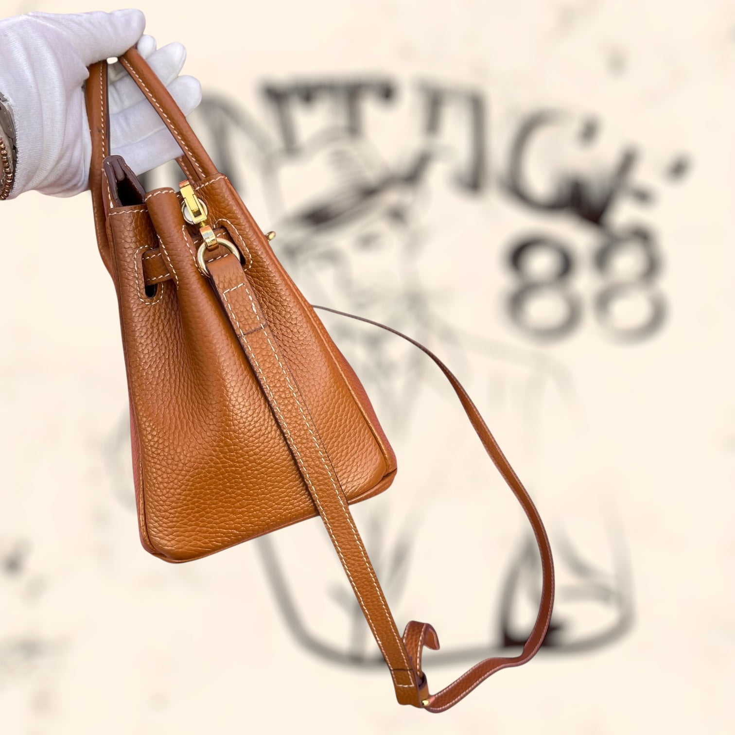 Bolso de piel marrón