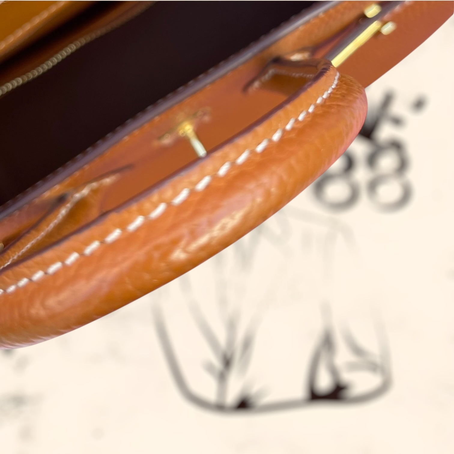 Bolso de piel marrón