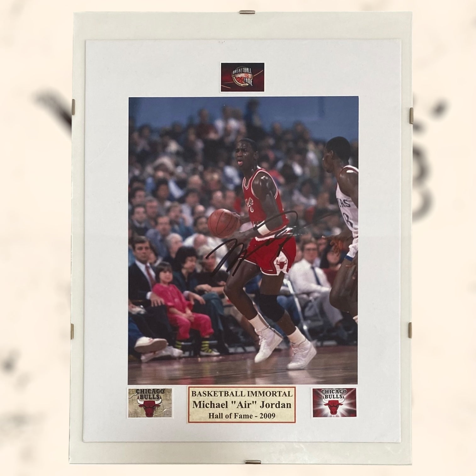 Fotografía firmada de Michael Jordan con certificado de autenticidad
