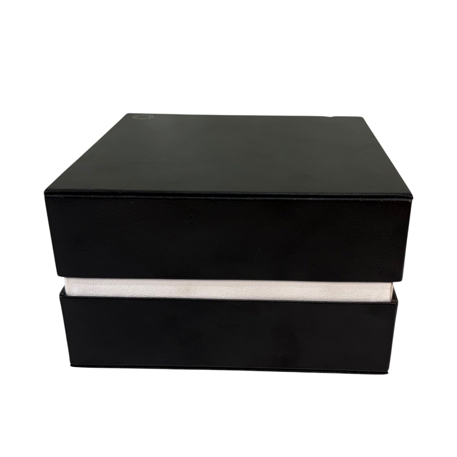 Set de Presentación Montblanc: Caja de Reloj, Estuche de Piel y documentos Meisterstück