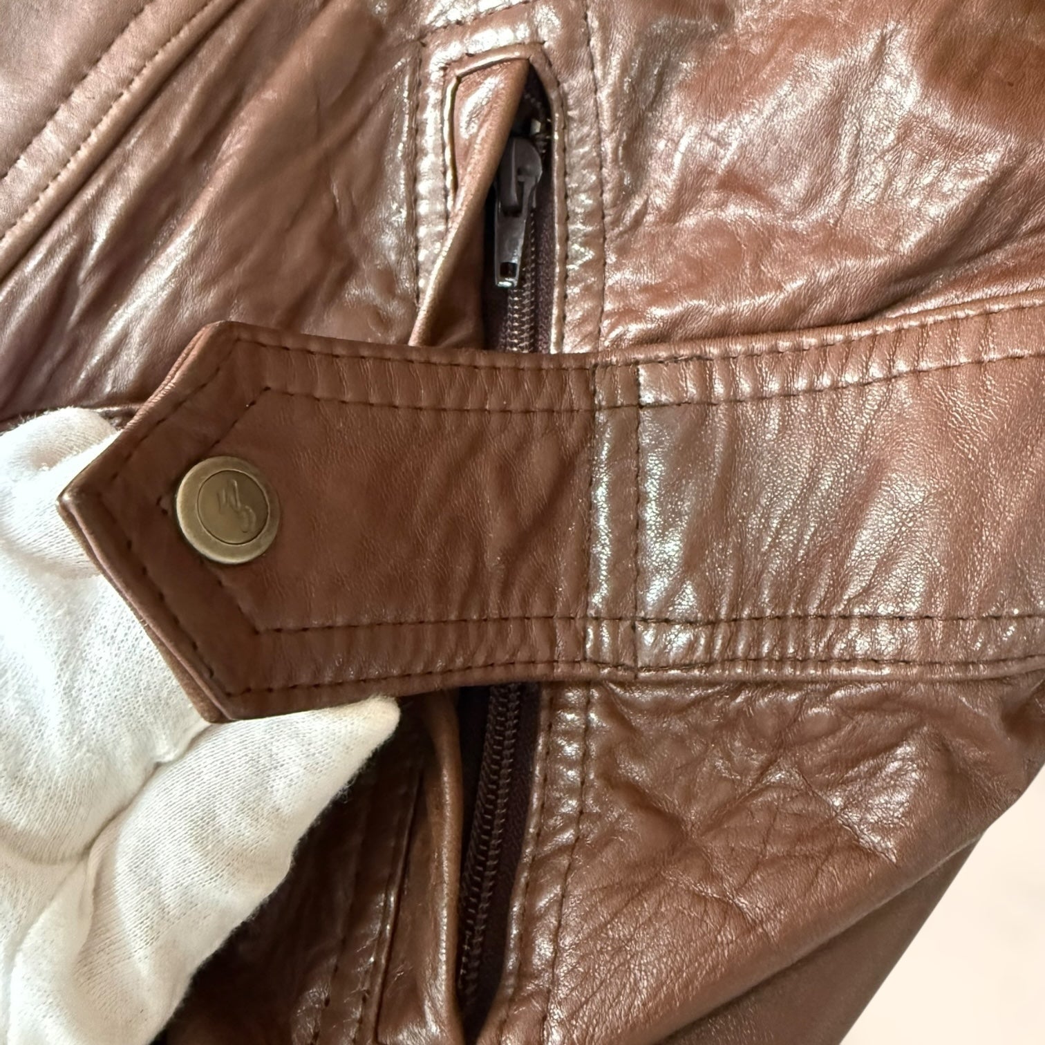 Chaqueta Gino Montanaro de cuero vintage