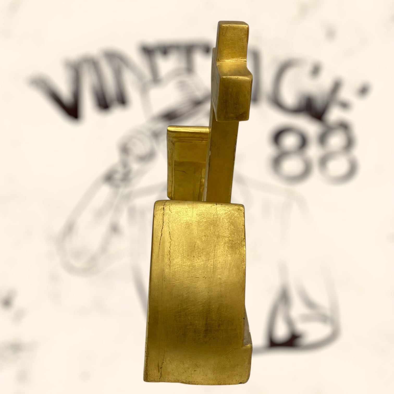 Cruz de madera acabada en pan de oro antigua