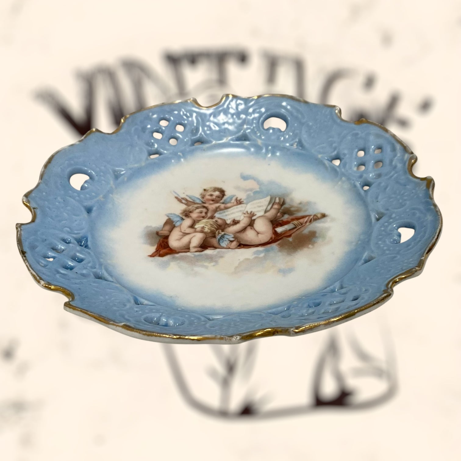Plato de porcelana Austriaca antiguo S. XIX