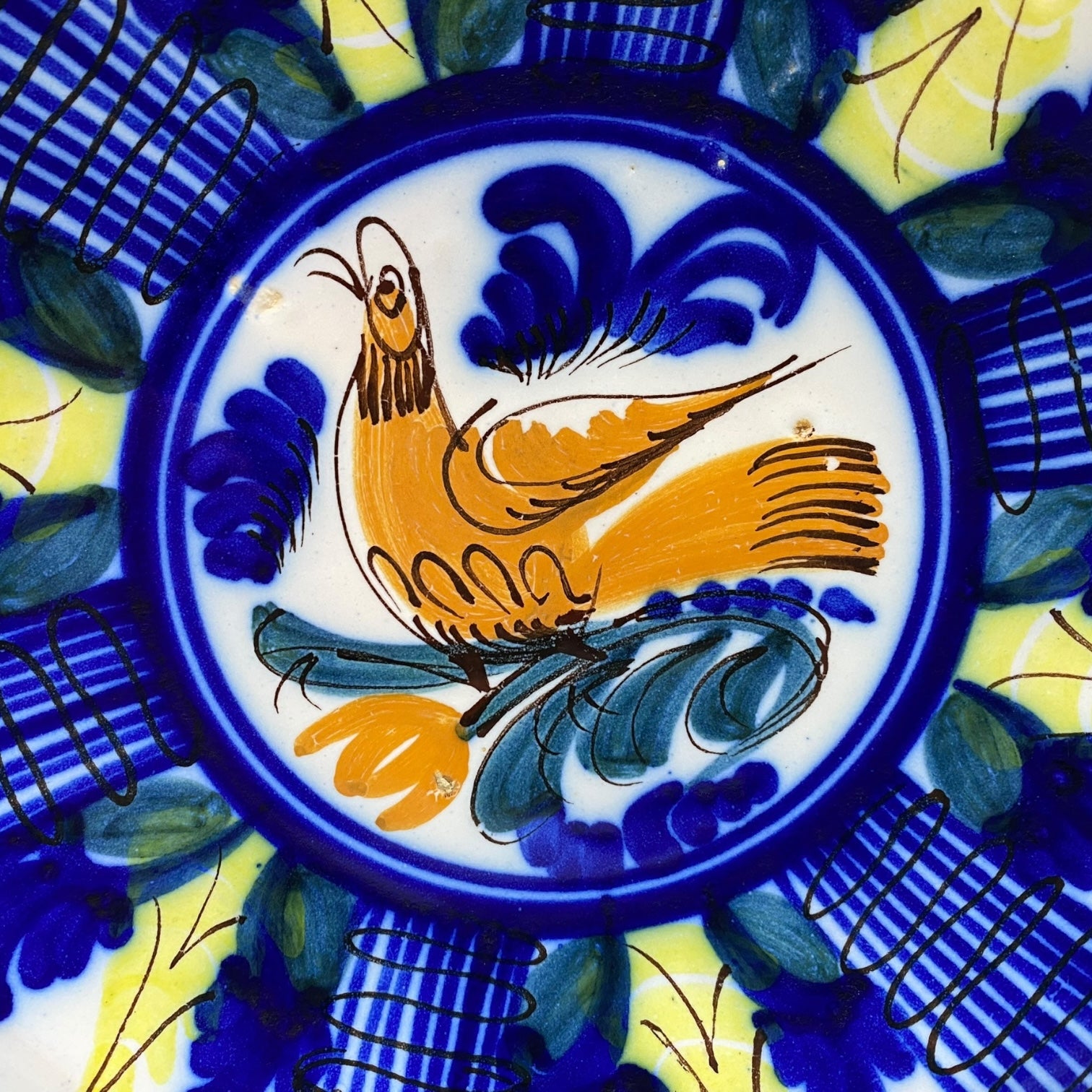 Plato de cerámica de Manises antiguo