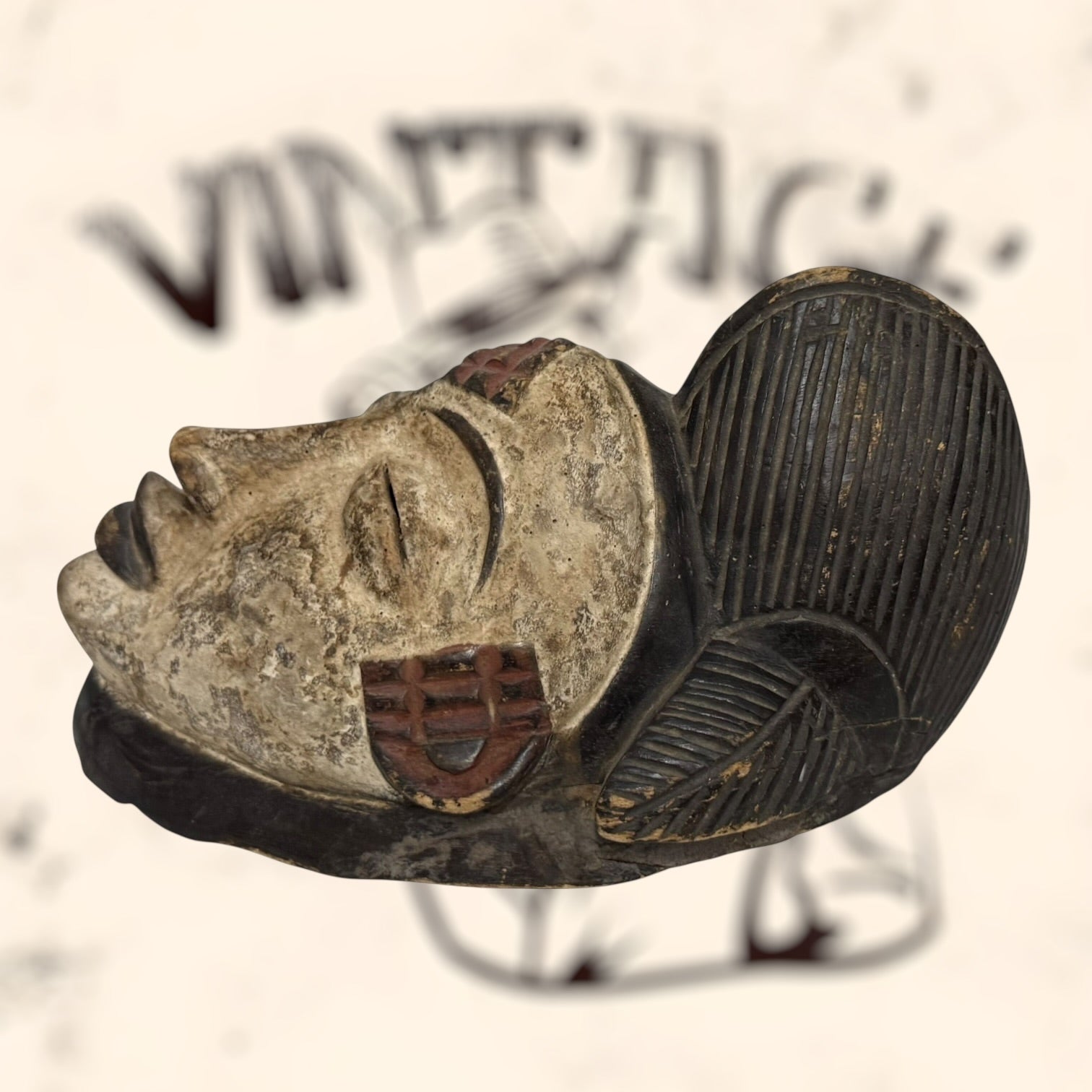Máscara tribal Puru vintage