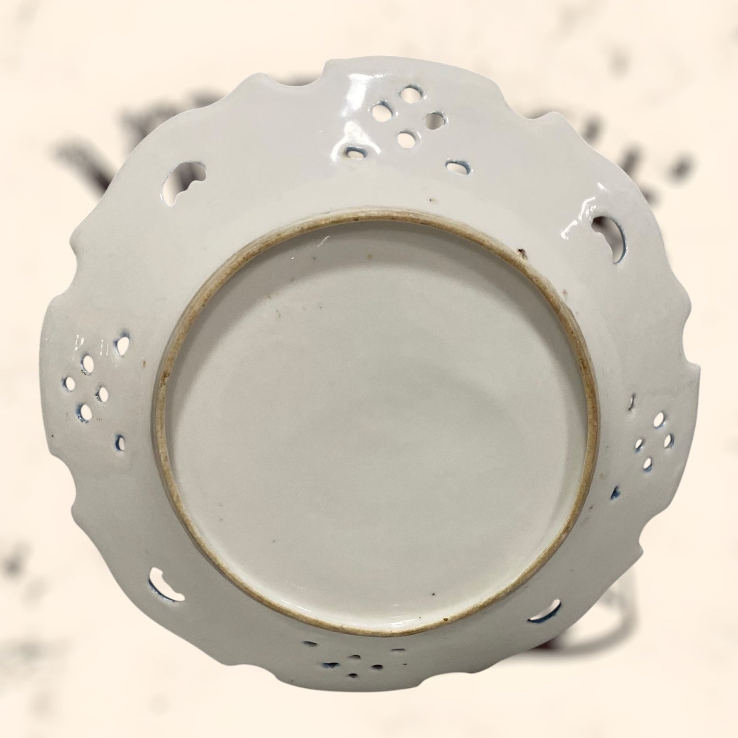 Plato de porcelana Austriaca antiguo S. XIX