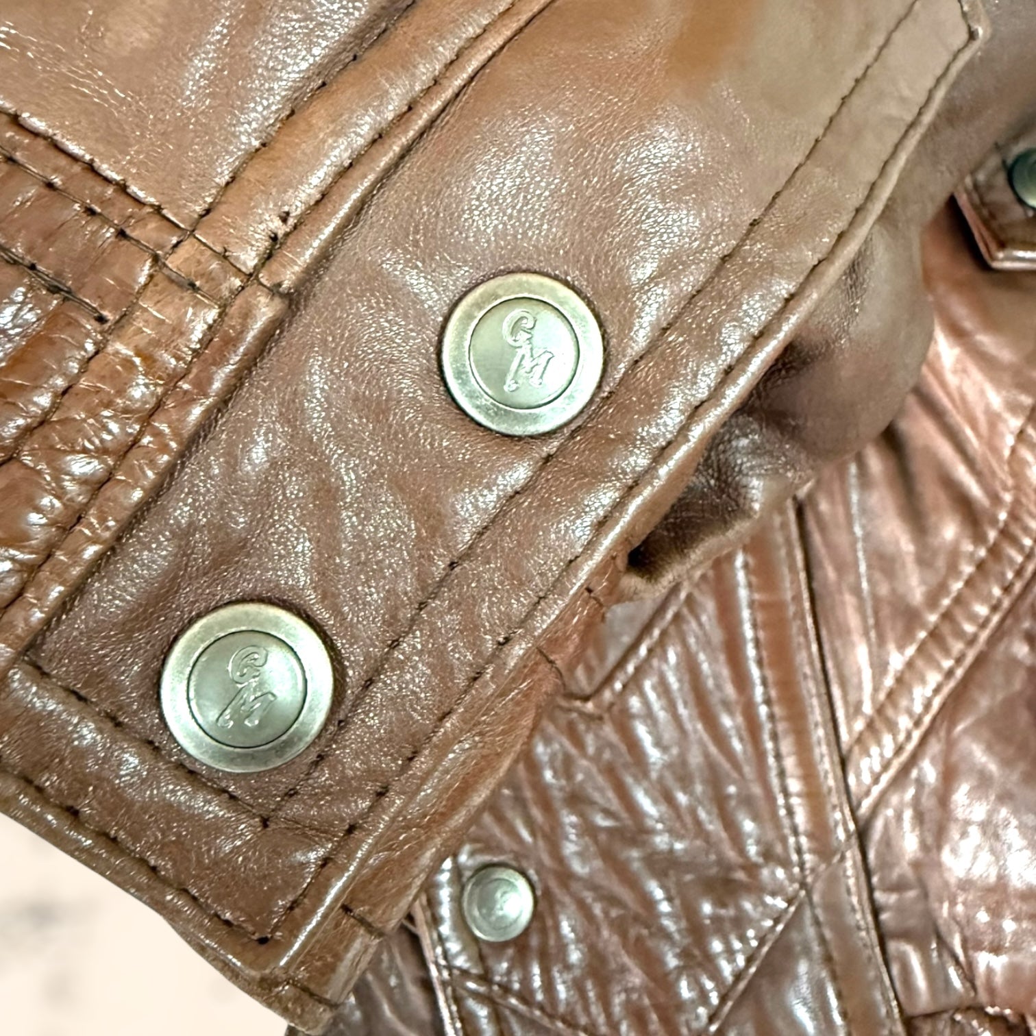 Chaqueta Gino Montanaro de cuero vintage