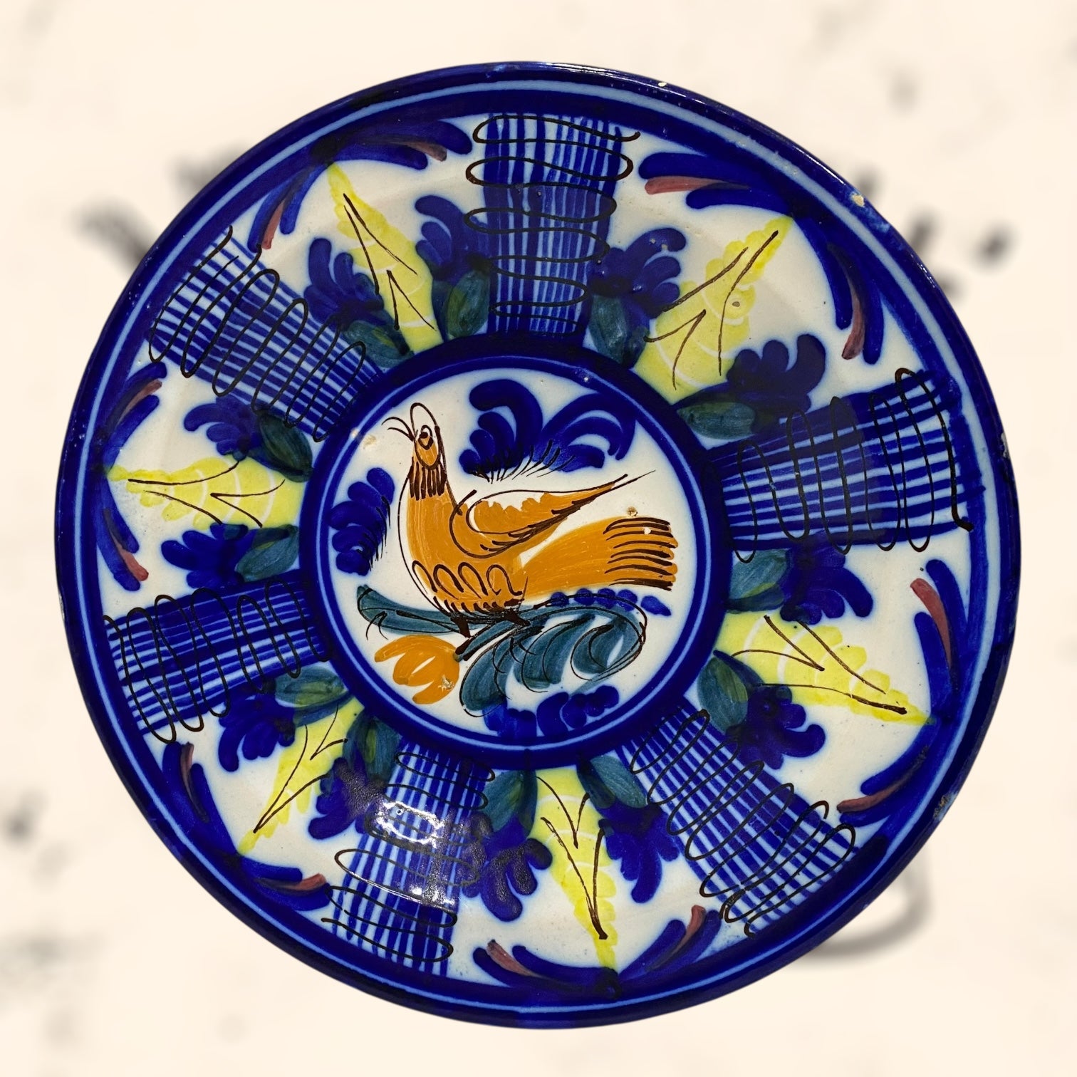 Plato de cerámica de Manises antiguo