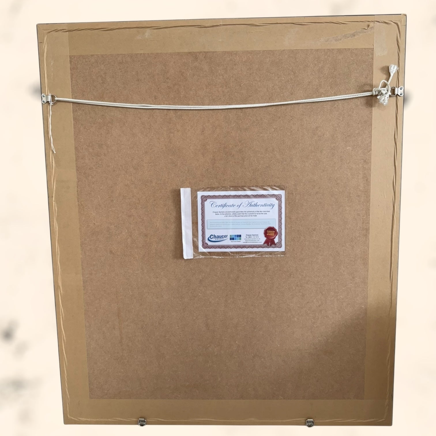 Camiseta del Manchester United con autógrafos de C. Ronaldo, Ferdinand, Van Nistelrooy, Giggs, Keane, Scholes, etc… originales certificados.