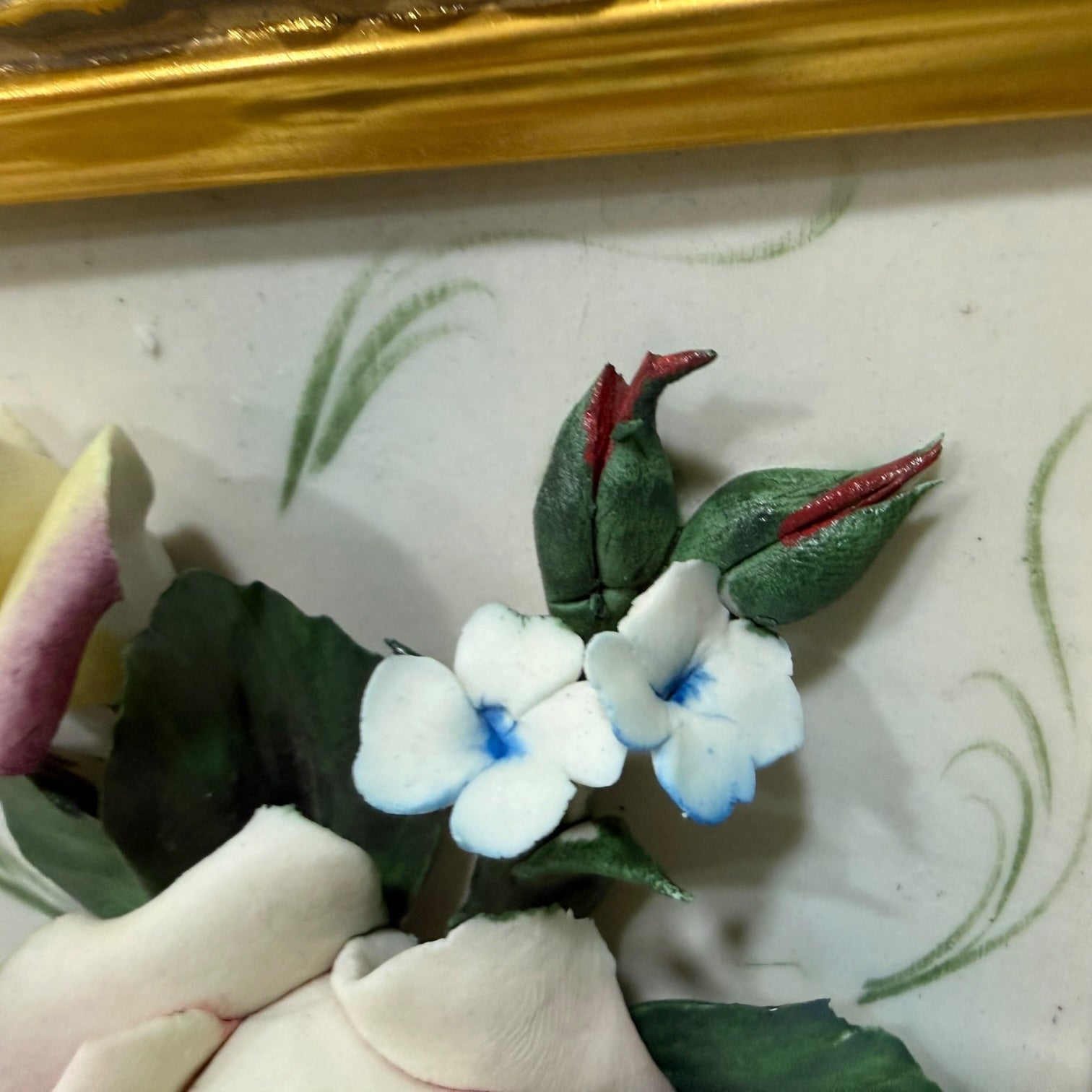 Pareja de cuadros con placas de porcelana Italiana Capodimonte vintage