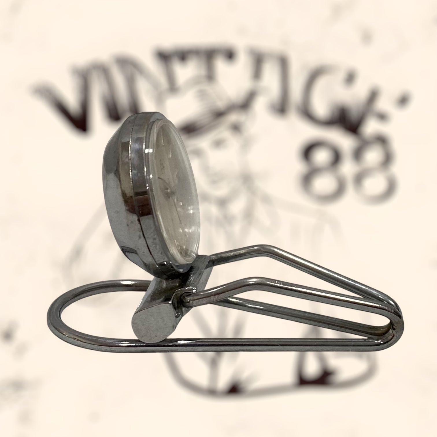 Reloj de pinza Pegaso de cuerda vintage