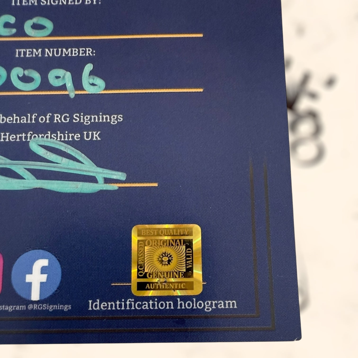 Camiseta de Brasil con autógrafo de Zico original certificado enmarcada