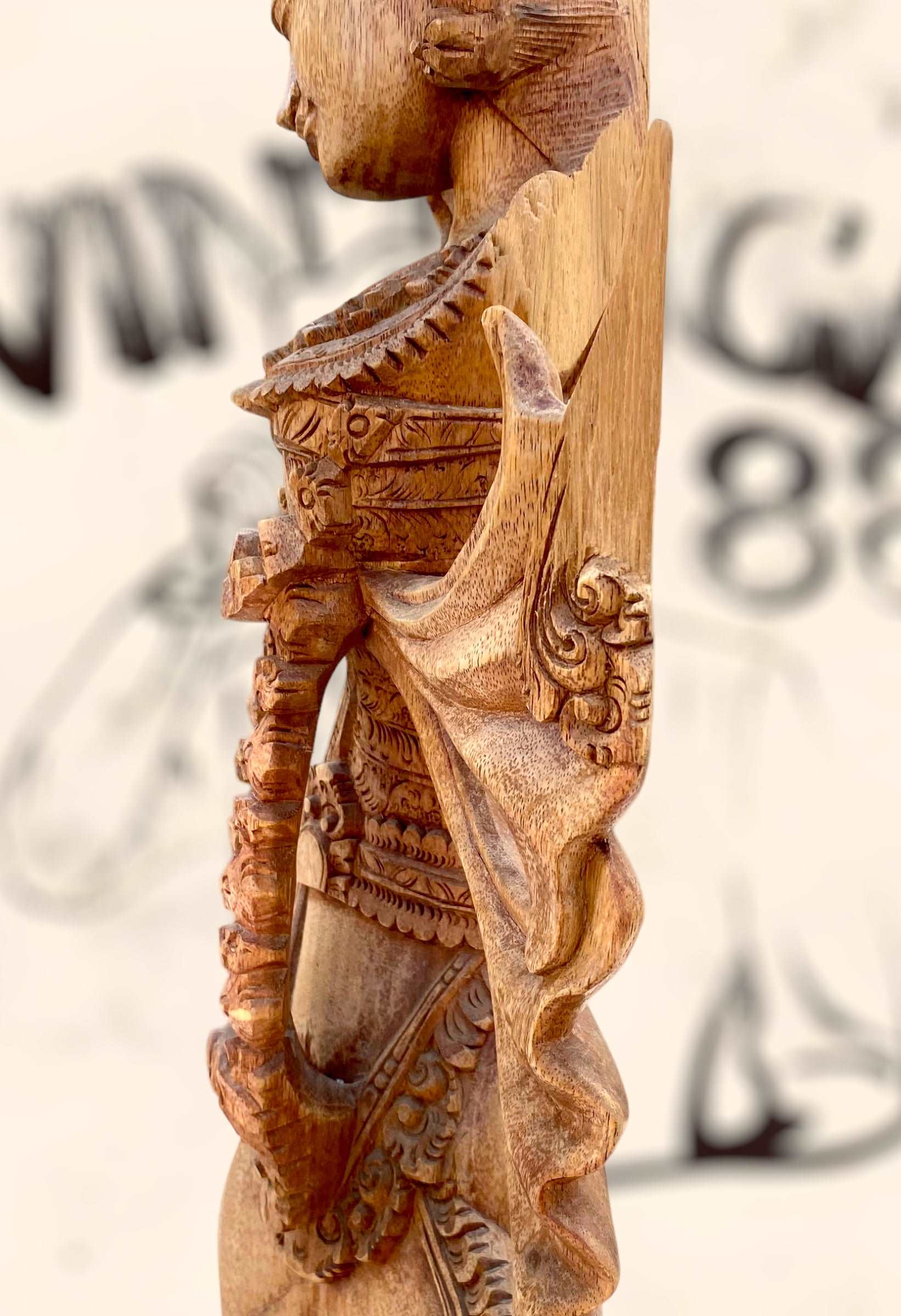 Gran escultura Diosa Bailarina Balinesa Djanger de madera antigua