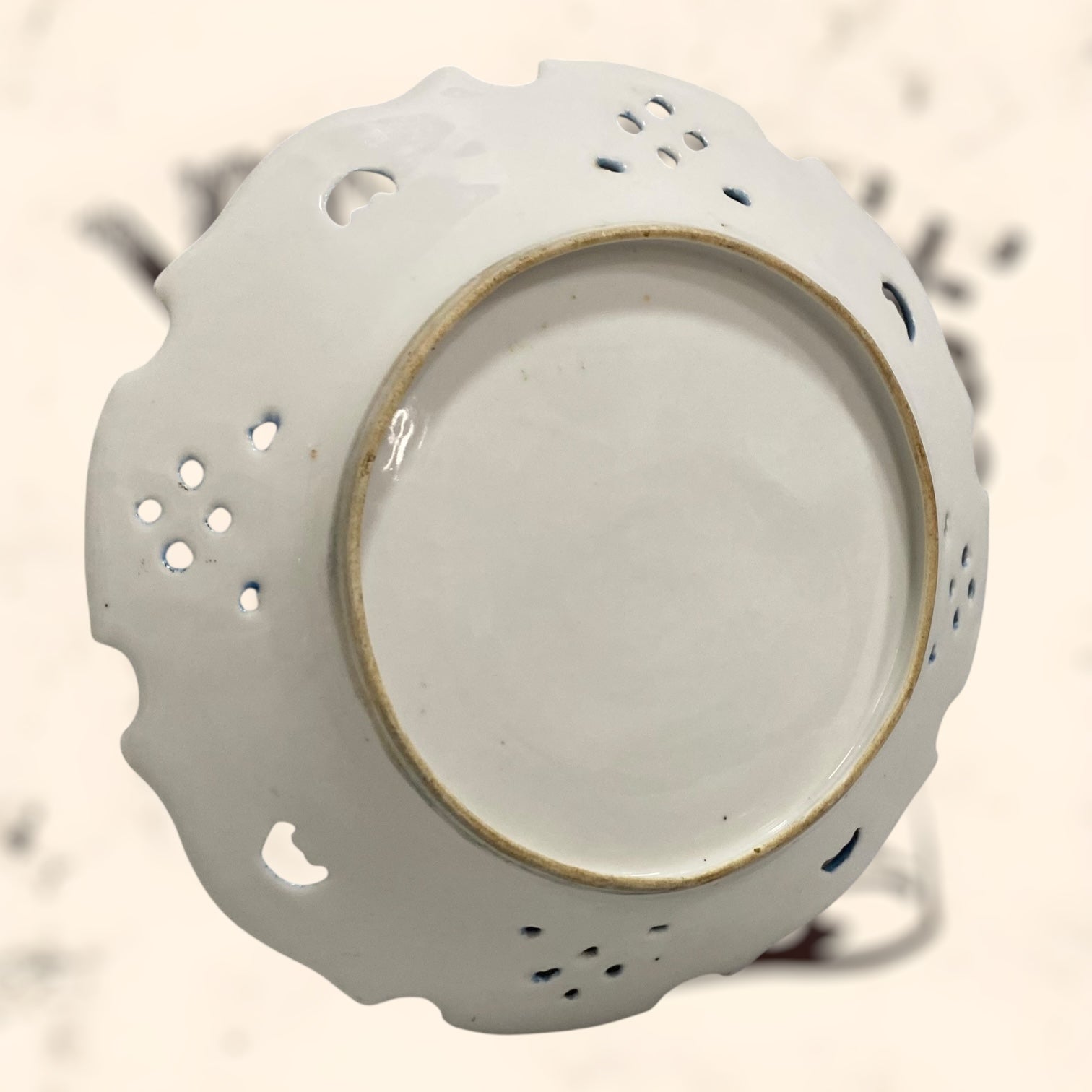 Plato de porcelana Austriaca antiguo S. XIX