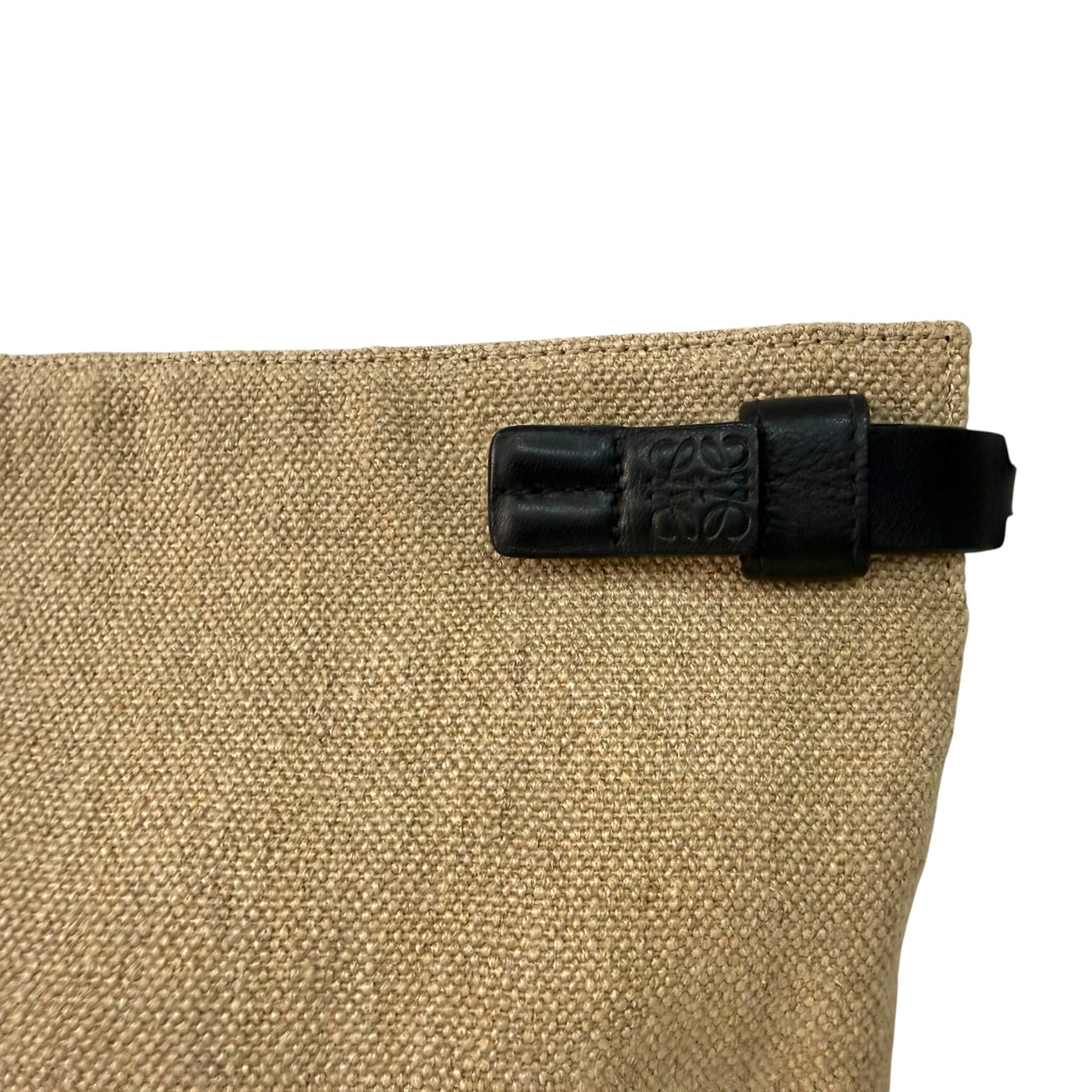 Bolso Loewe T - Pouch original