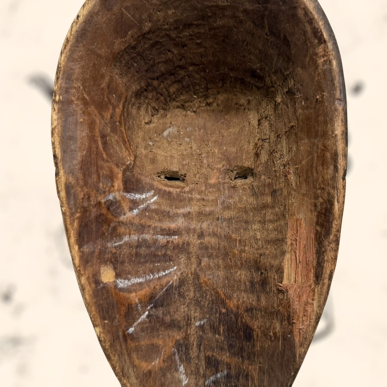 Máscara tribal Ngil Africana vintage