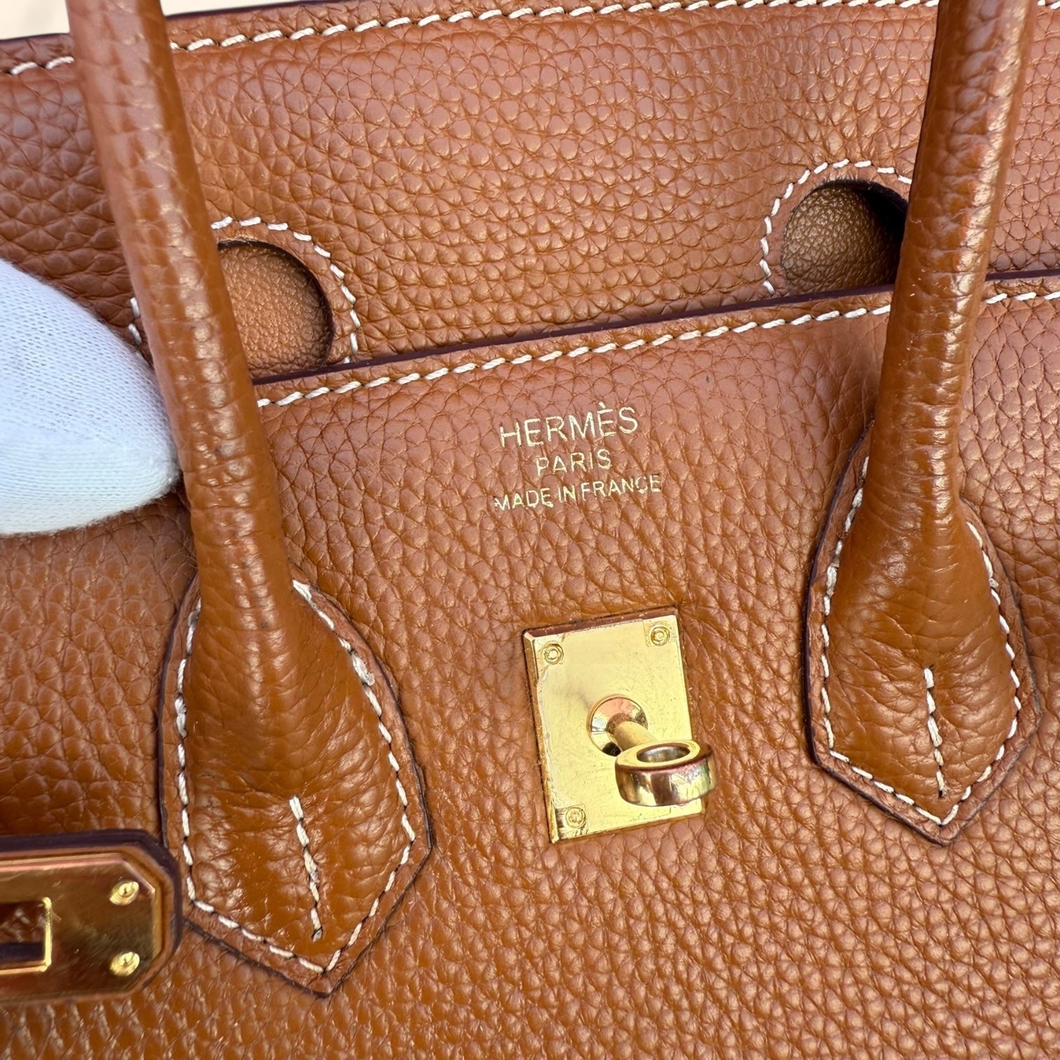 Bolso de piel marrón