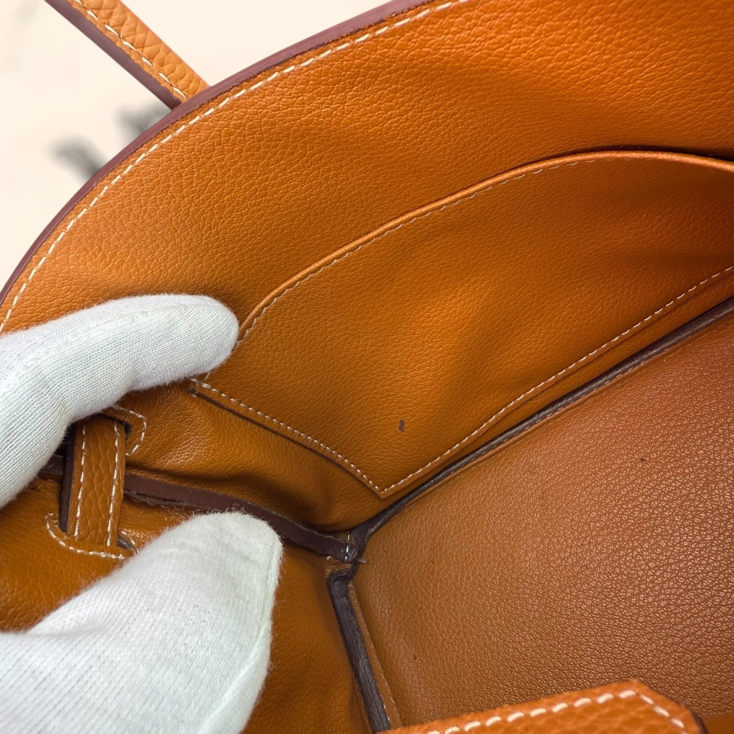 Bolso de piel marrón